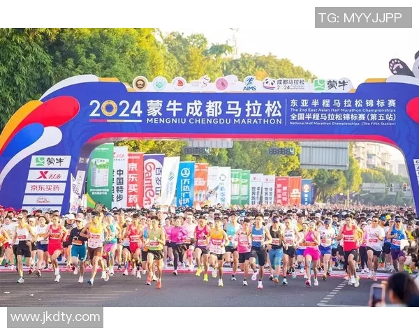 成都街舞队如何在城市马拉松中实现转型与创新的精彩旅程