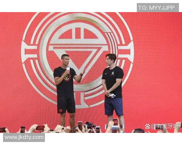 足球明星如何看待中国市场与文化影响力的多元化探索